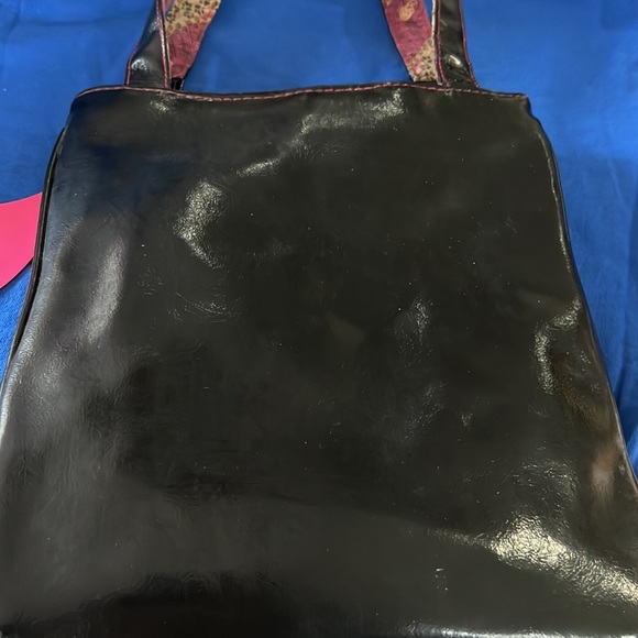 Catwoman Purse - Picture 6 of 6